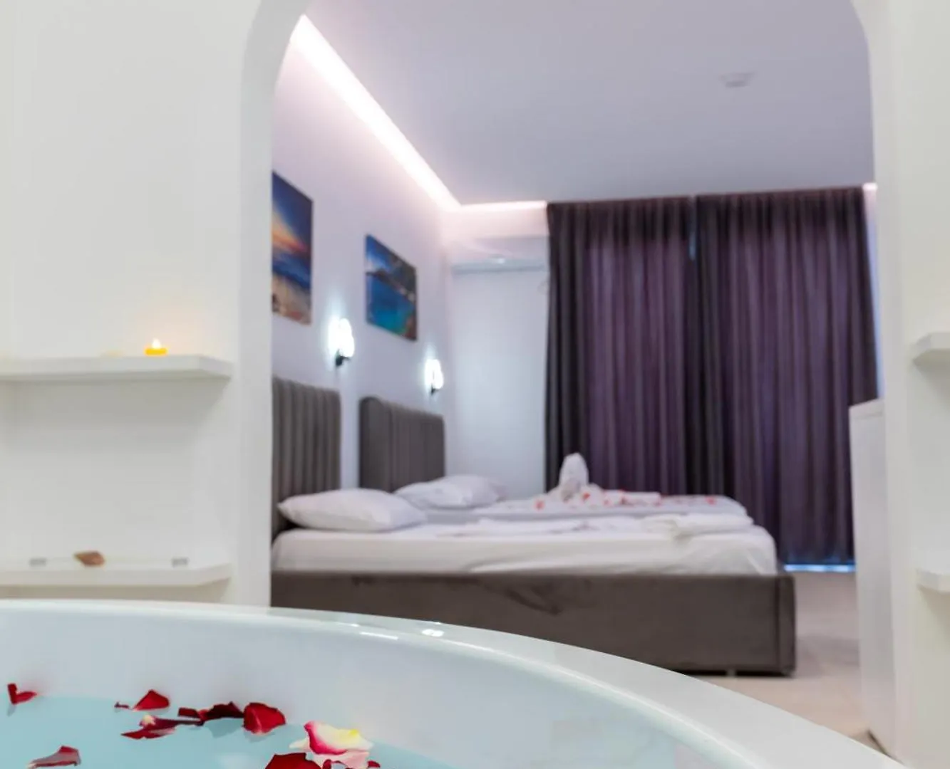 Feniks Hotel Ksamil