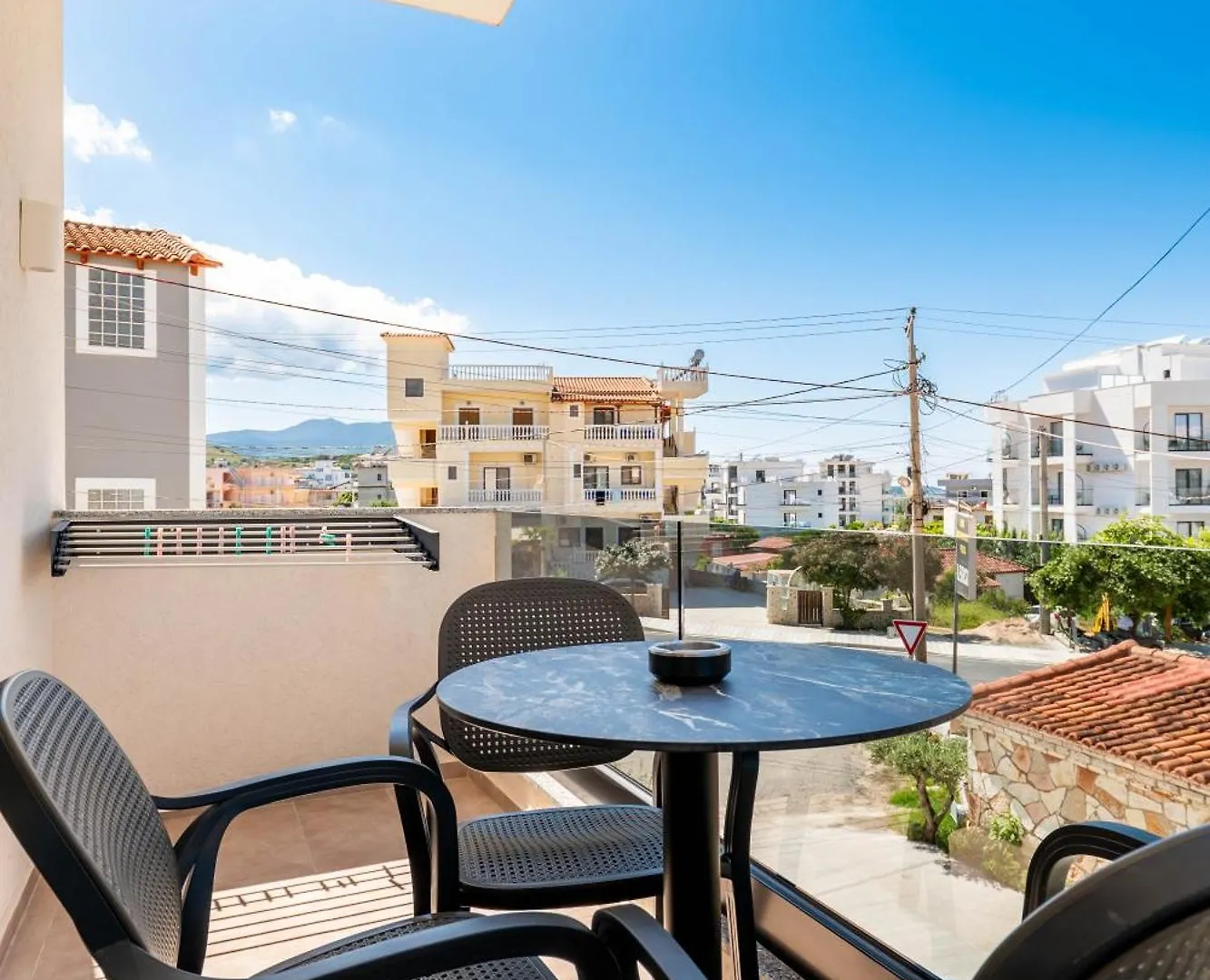 Feniks Hotel Ksamil