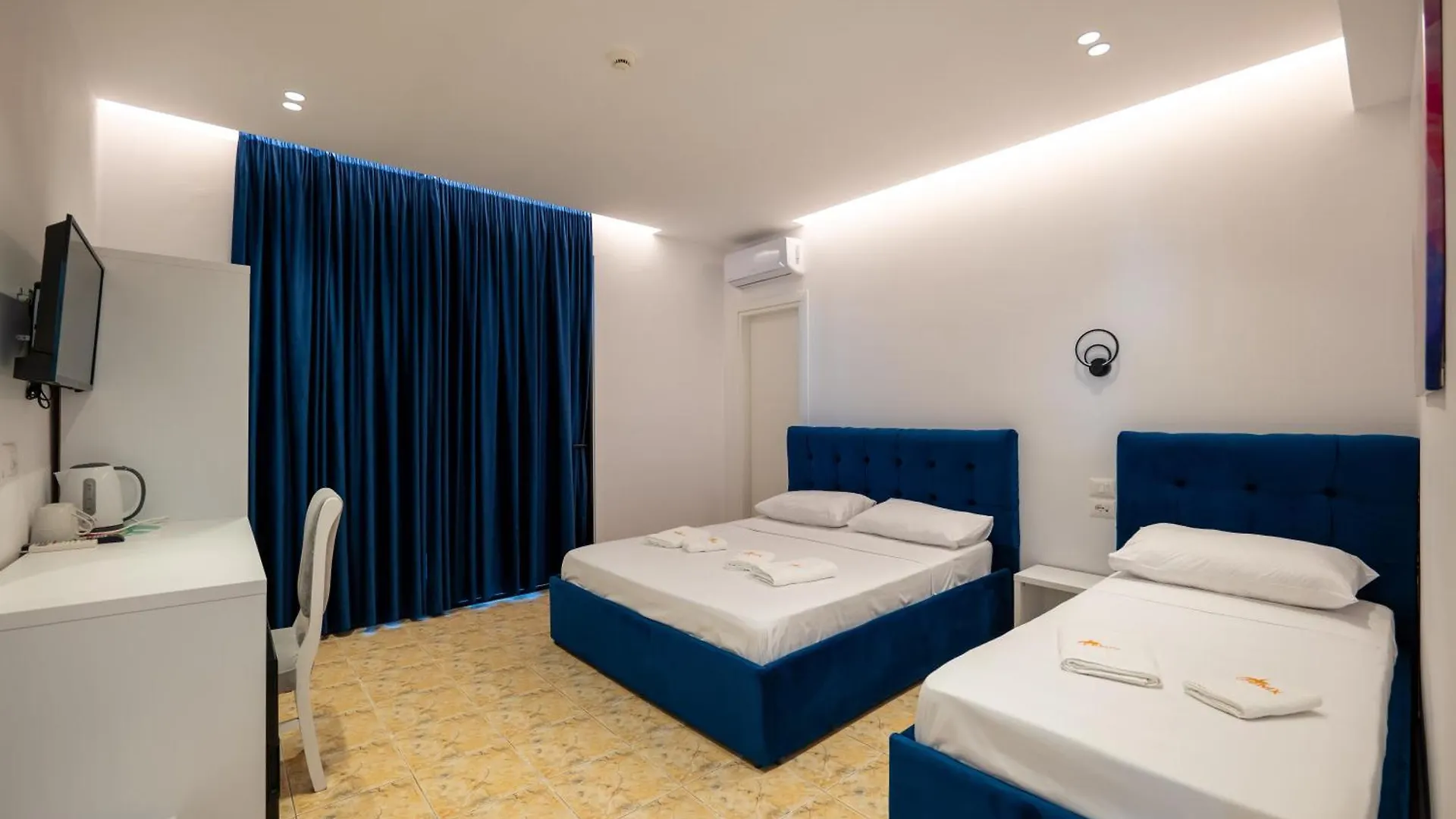 Feniks Hotel Ksamil