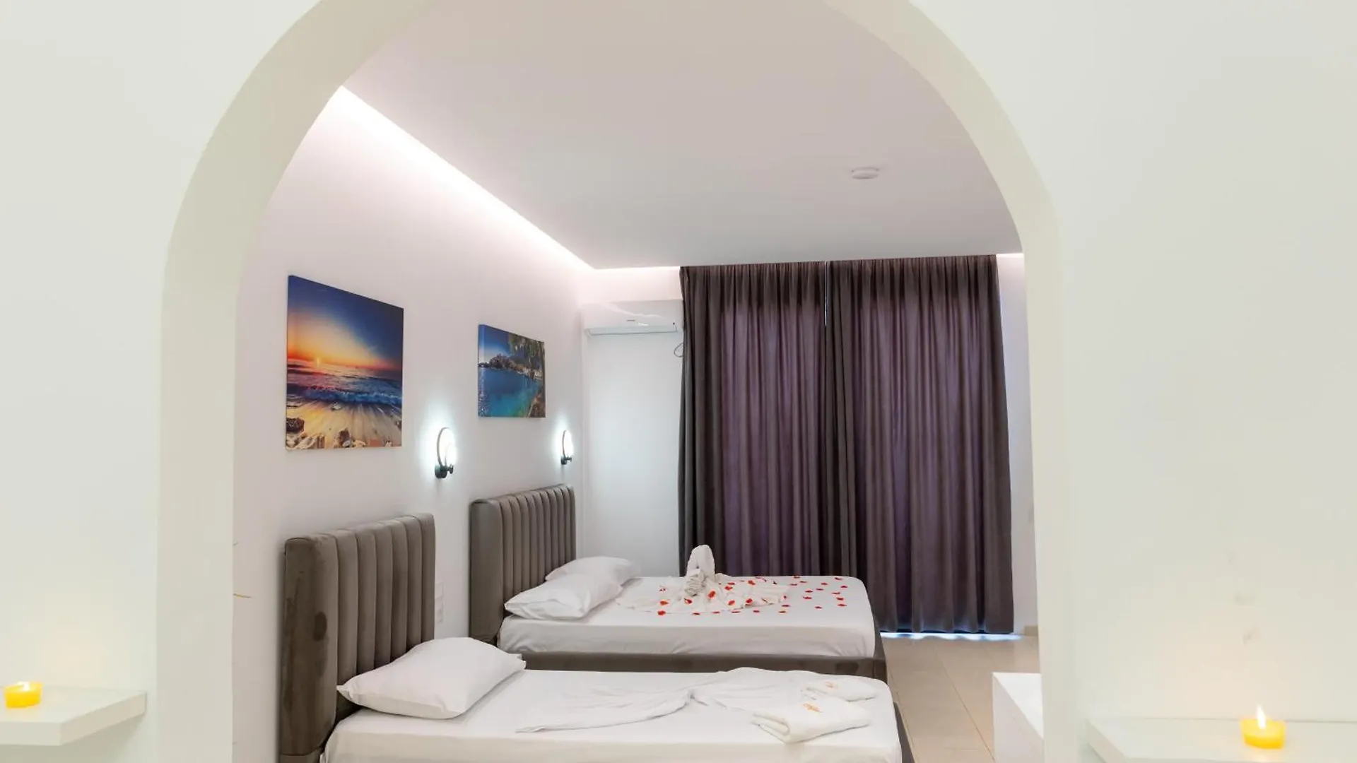 ***  Feniks Hotel Ksamil Albania
