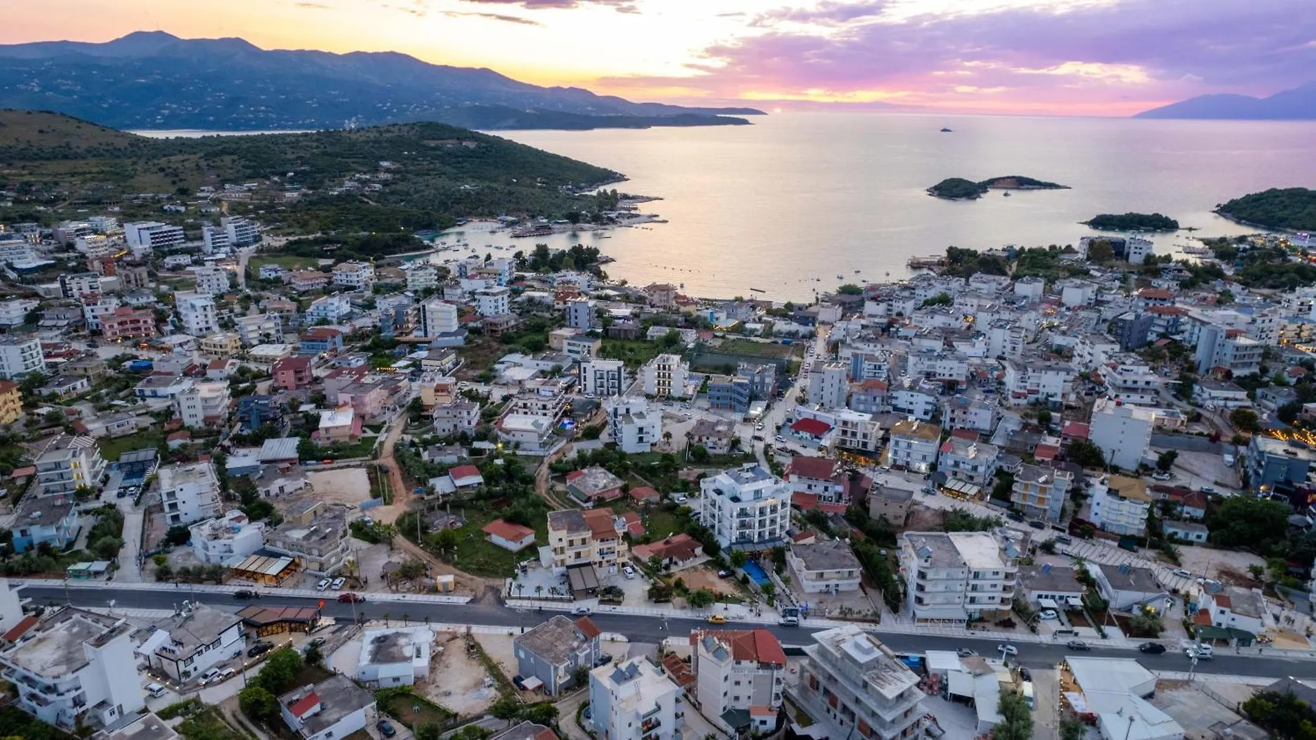 Feniks Hotel Ksamil 3*,  Albania